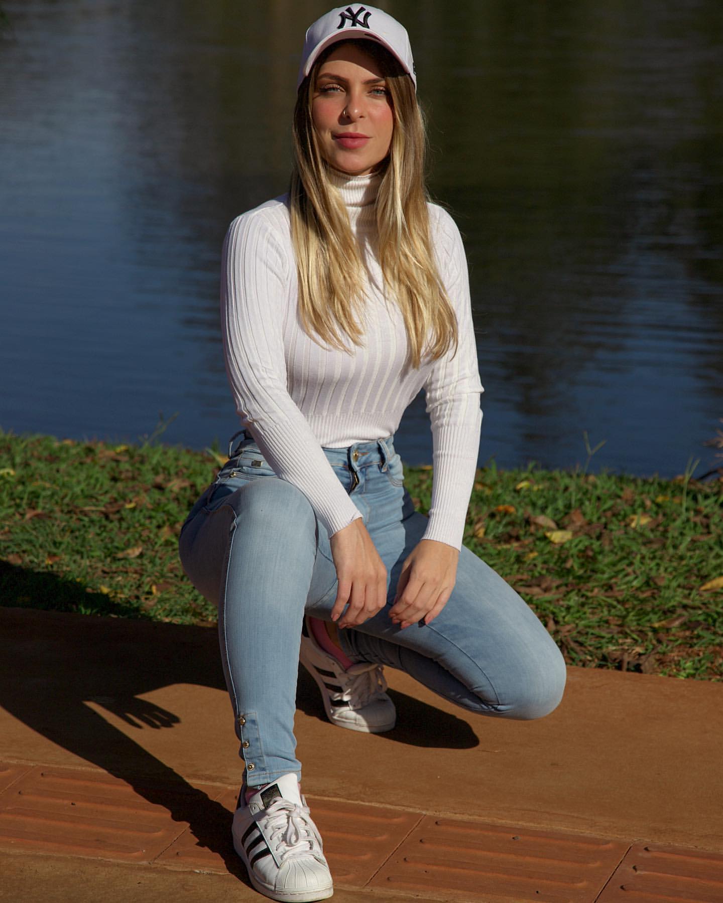 Ana Bruna Avila @anabruna Foto Pack #7788 | Profile Rate