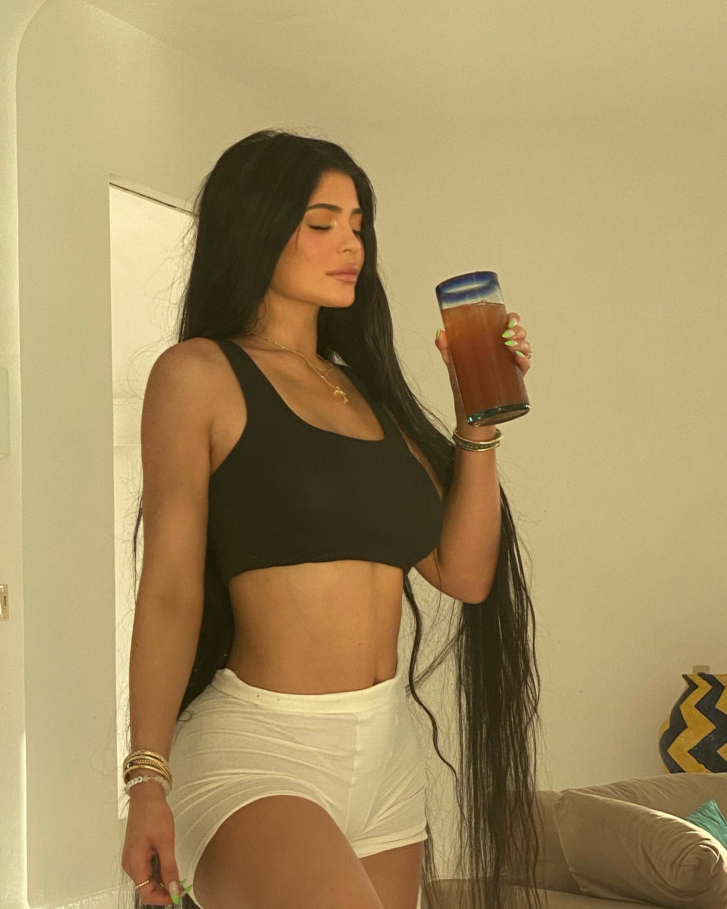 Kylie Jenner @kyliejenner Foto Pack #13407 | Profile Rate
